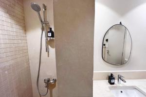 Kép Flawless & Flattering 2 BDR Mangroovy Free Pool & Beach Access szállásáról Gurdakában a galériában