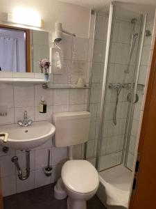 Koupelna v ubytování Residenz Hotel Wuppertal