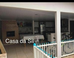 Gambar di galeri bagi Quarto Deluxe em Foz piscina wifi estacionamento cozinha E AR di Foz do Iguaçu