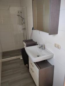 Koupelna v ubytování Ferienwohnung ländlich und in Seenähe