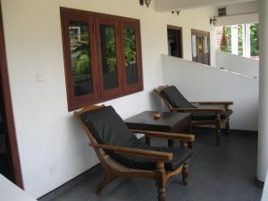 Posezení v ubytování Sunil Garden Guesthouse
