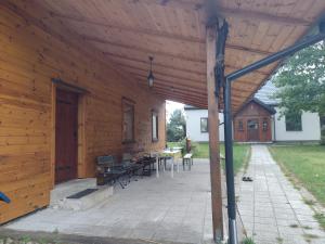 Budova, v ktorej sa dovolenkový dom nachádza