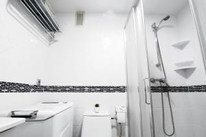 Kúpeľňa v ubytovaní BENALBEACH PLAYA SUITE