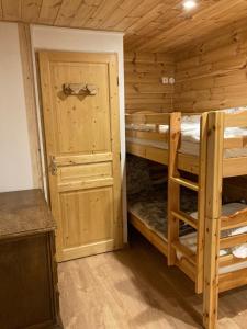 Postel nebo postele na pokoji v ubytování Le Chalet d’Andrea