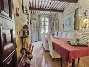 Fotografia z galérie ubytovania Chez Lydia - Osez la vie de chateau ! Pont du Gard, Uzès v destinácii Remoulins