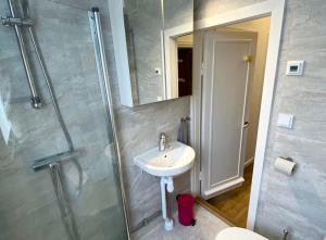 Koupelna v ubytování Stockholm Apartment Hammarbyhöjden