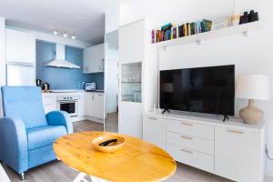 Afbeelding uit fotogalerij van Acapulco playa Nerja in Nerja