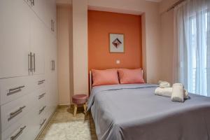 Cama o camas de una habitación en V&V Central Apartment in Pyli Vol 1