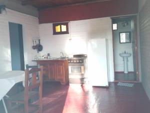 Una cocina o kitchenette en Departamento Villa La Bolsa para 2 y 3 personas