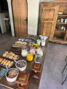 Comida in lodge ou em algum lugar perto