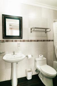Un baño de Gran Hotel Bahia