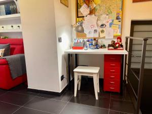 A kitchen or kitchenette at L’ARTSHOP