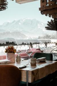 Fotografie z fotogalerie ubytování Hôtel Les Roches Fleuries v destinaci Cordon + 38 fotografií