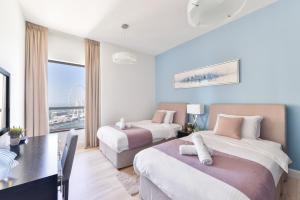 Gallery image of Luxury JBR Shams · Full Sea View · Free 5* Beach Resorts Access! in Dubai