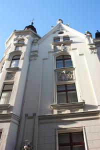 El edificio en el que está el hotel
