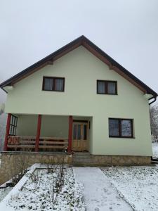 Budova, kde se chata nachází