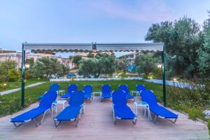 Bazén v ubytování Vergina Star Hotel nebo v jeho okolí