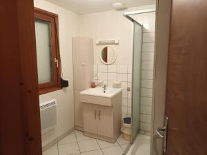 Zdjęcie z galerii obiektu Gîte individuel au calme w mieście Le Ménil