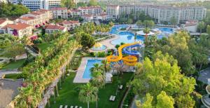 Bazén v ubytování Arum Barut Collection - Ultra All Inclusive nebo v jeho okolí
