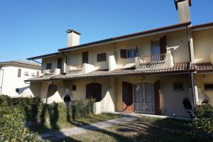Kép Charming villa in the heart of Porto S Margherita szállásáról Porto Santa Margherita di Caorléban a galériában