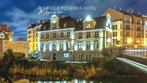 Budova, v ktorej sa hotel nachádza
