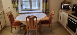 Kuchyň nebo kuchyňský kout v ubytování FEWO Gabi Haus Pacher