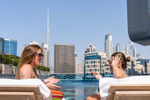Clients de l'établissement Hyde Hotel Dubai
