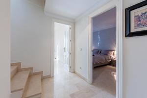 Fotografia z galérie ubytovania Townhouse in Aloha Pueblo with views v Marbelli