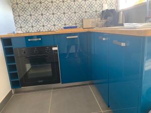Cucina o angolo cottura di Bleu Cannelle et Petimo