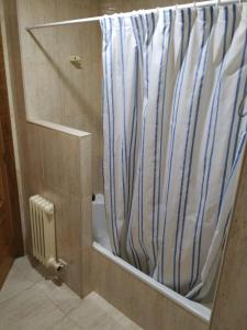 Koupelna v ubytování Apartamento Samil Primera Línea de Playa 2C + 14 fotografií