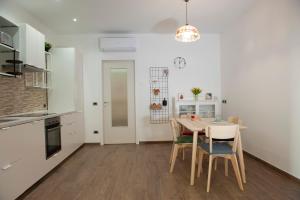 Gallery image of SunGarda Apartment in Monzambano +21 photos