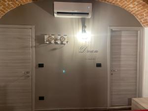 Fotografia z galérie ubytovania HappyHome Bilocale centro storico Rivarolo Canavese v destinácii Rivarolo Canavese