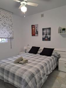 Posteľ alebo postele v izbe v ubytovaní Encantador apartamento residencial con piscina + 37 fotografií