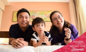 عائلة تقيم في Ramada by Wyndham Manila Central - Multi Use and Staycation Approved