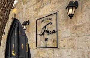 Сертификат, награда, вывеска или другой документ, выставленный в Old City Boutique - By La Finca Hotel