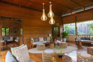 Istumisnurk majutusasutuses Buri Rasa Village Samui