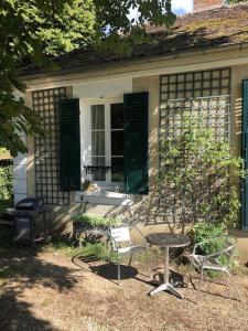 Photo de la galerie de l'établissement Country house - 5 mns from Fontainebleau, 