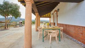 Balkón nebo terasa v ubytování Casa Los Olivos Prado del Rey by Ruralidays