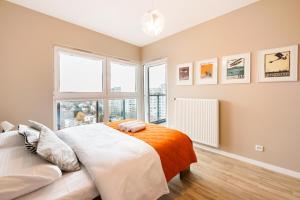 Posteľ alebo postele v izbe v ubytovaní High Wilanów Elegant Apartment