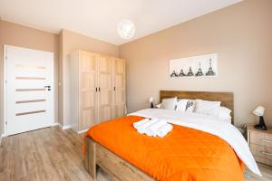 Posteľ alebo postele v izbe v ubytovaní High Wilanów Elegant Apartment