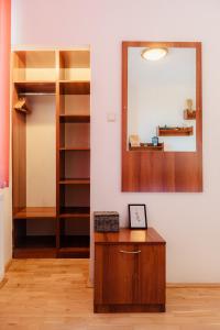 Foto dalla galleria di Romanian Athenaeum 1BR Apartment with Amazing View a Bucarest