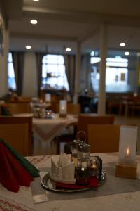 Restavracija oz. druge možnosti za prehrano v nastanitvi Hotel Auszeit im Euro Rastpark Guxhagen
