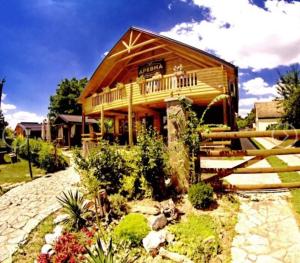 Zahrada ubytování Lolini bungalovi