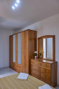 A bed or beds in a room at Apartamento en el centro de Portosin