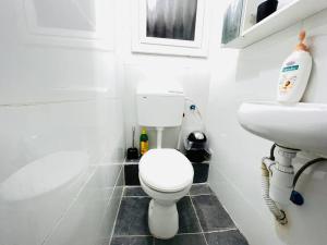 Ένα μπάνιο στο New! - luxury suite 2 mim f sea