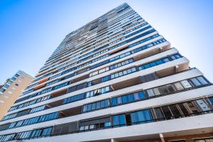 Budynek, w którym mieści się apartament