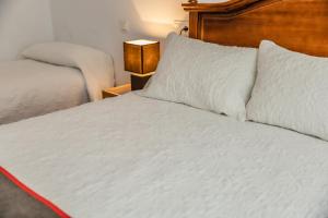 Postel nebo postele na pokoji v ubytování Hotel Las Errizas by Vivere Stays