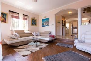 Posedenie v ubytovaní Luxury Apartment Emily with Amazing Sea View