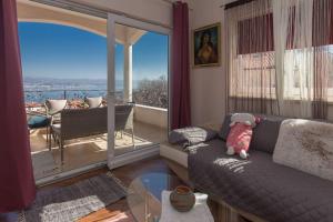 Posedenie v ubytovaní Luxury Apartment Emily with Amazing Sea View