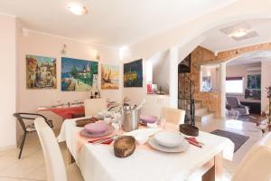 Posedenie v ubytovaní Luxury Apartment Emily with Amazing Sea View